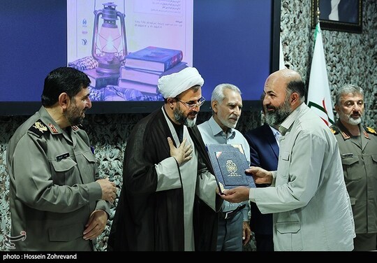 تقدیر از برگزیدگان بیست و سومین دوره جشنواره انتخاب بهترین کتاب دفاع مقدس و مقاومت