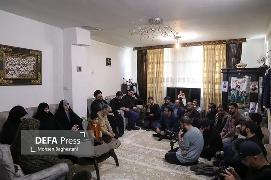 دیدار جمعی از اصحاب رسانه با خانواده شهید بهرام‌نژاد