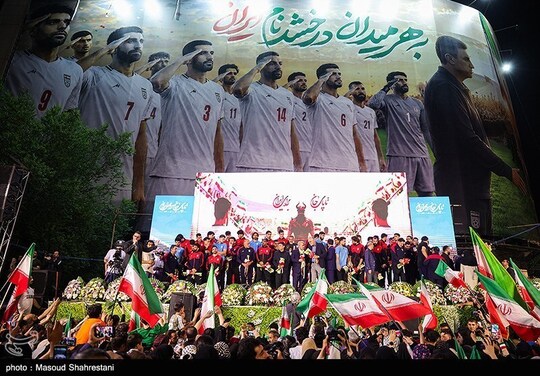 مراسم بدرقه تیم ملی فوتبال برای حضور در جام جهانی 2026 آمریکا، شامگاه چهارشنبه  در میدان انقلاب تهران برگزار شد.