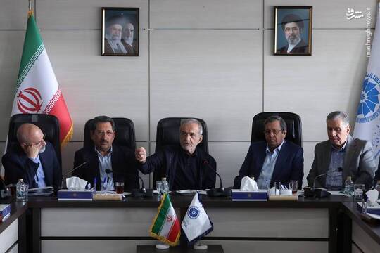 نشست پزشکیان با اعضای اتاق بازرگانی