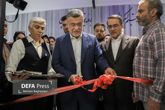 همزمان با فرا رسیدن عید بزرگ غدیر خم؛ آیین بهره برداری از پروژه ملی بیمارستان جدید انستیتو کانسر  با حضور محمدرضا ظفرقندی در مجتمع بیمارستانی امام خمینی (ره) افتتاح شد.