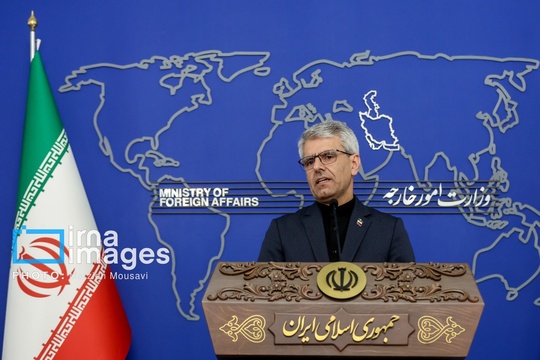 اسماعیل بقایی سخنگوی وزارت امور خارجه صبح دوشنبه (۱۸ خرداد ۱۴۰۵) در نشست خبری هفتگی، به سوالات خبرنگاران پاسخ داد.