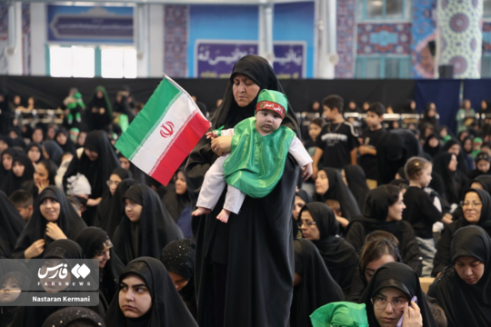 اجتماع بزرگ شیرخوارگان حسینی با حضور گسترده مادران و نوزادان شیرخوار در مصلی امام خمینی(ره) کرج برگزار شد.